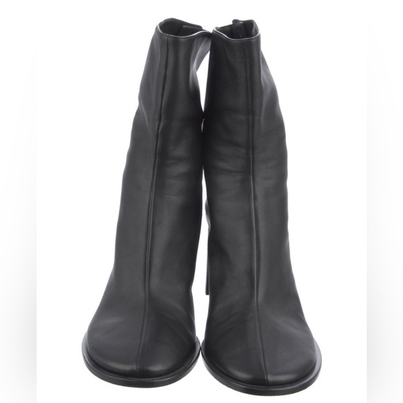 THE ROW ultra chic Tea Time Boots. Luxurious, 🔥 wear anywhere boot. Sz 9 - Picture 4 of 6